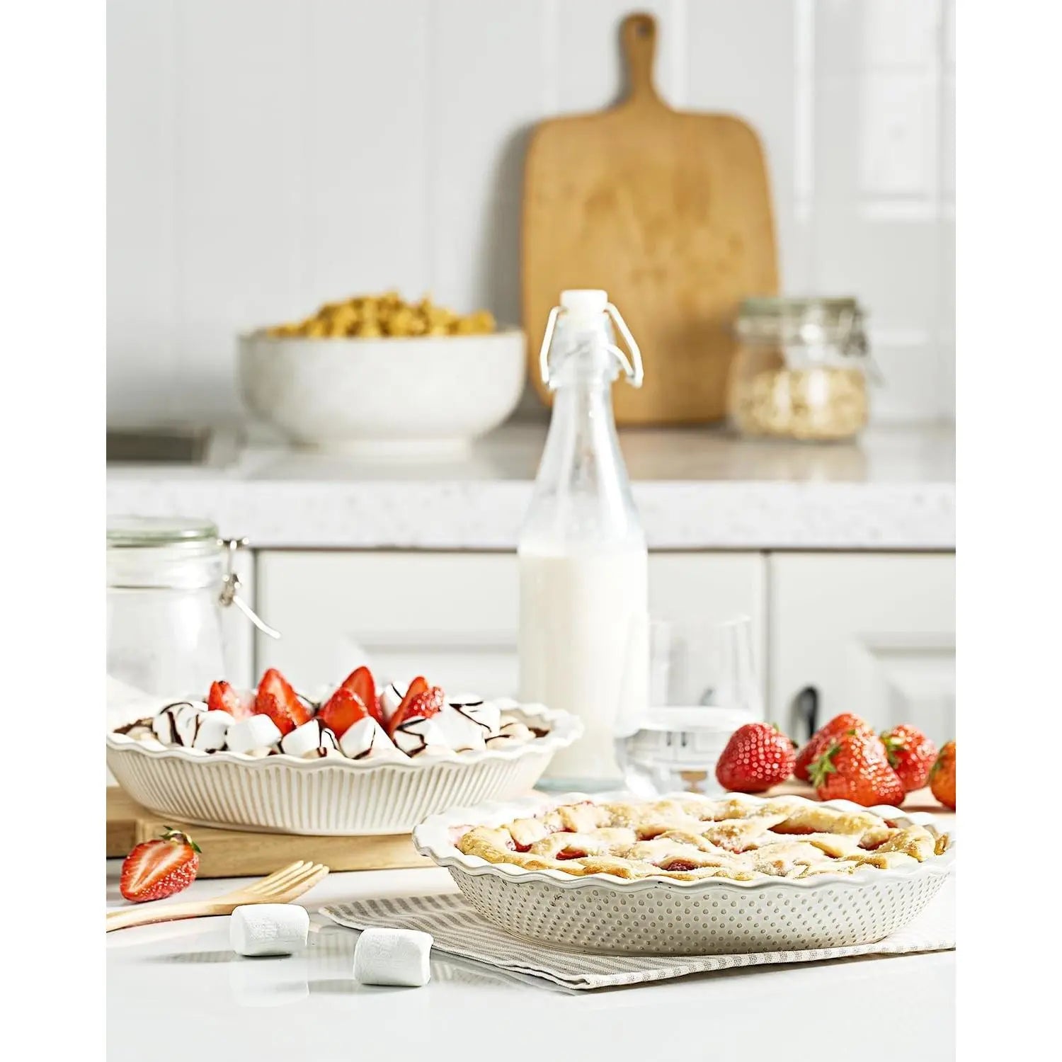 Ceramic Pie Pan Set of 2, 9 Inch Pie Dish for Baking, Non-Stick, Oven & Dishwasher Safe, Farmhouse Decor Quiche Baking Dish, Pie Plate, Deep Dish Pie Pan (Embossed Stripes+Dots)