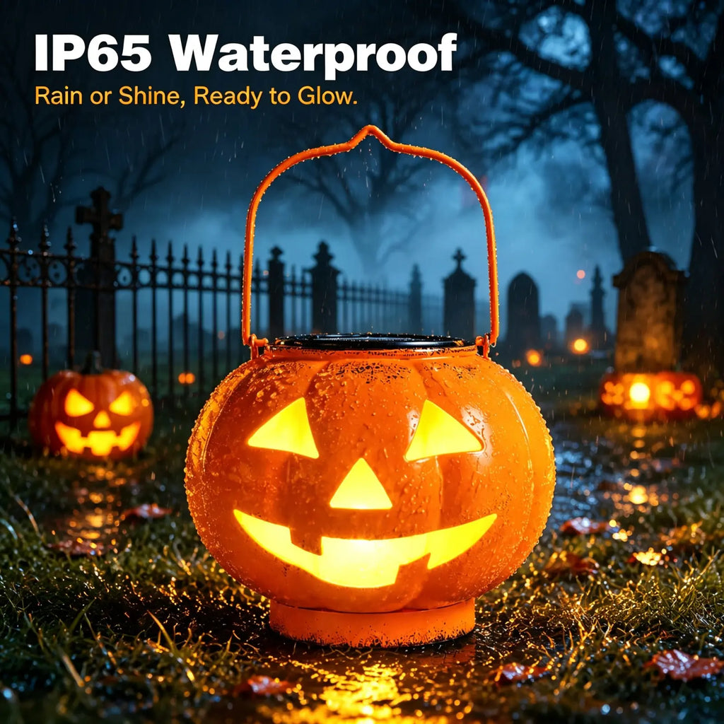 Halloween Solar Pumpkin Lantern, IP65 Waterproof Hanging Pumpkin Lantern, Automatic On/Off LED Outdoor Pumpkin Lantern, Suitable for Halloween Decoration in Courtyards, Terraces, Gardens, and Trails